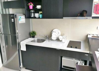 1 Bedroom 1 Bathroom Size 45sqm RHYTHM Sukhumvit 44/1 for Rent 27,000THB