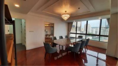 3 Bedrooms 4 Bathrooms Size 325sqm. Ruamsuk Condominium for Rent 140,000 THB