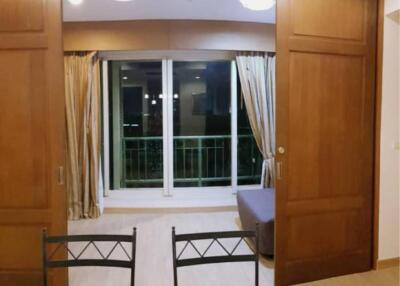 3 bedrooms 2 bathrooms size 112sqm. The Address Chidlom for Rent 55,000 THB