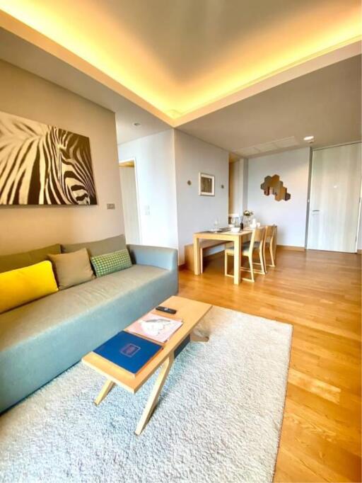 2 Bedrooms 2 Bathrooms Size 55.2sqm. The Lumpini 24 for Rent 40,000 THB
