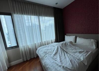 3 Bedrooms 3 Bathrooms Size 189sqm. Bright Sukhumvit 24 for Rent 130,000 THB