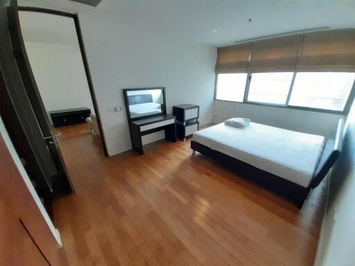 2 Bedrooms 2 Bathrooms Size 110sqm. The Lakes for Rent 55,000 THB