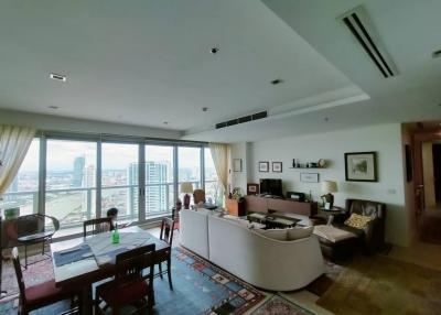3 Bedrooms 3 Bathrooms Size 145sqm. The River for Sale 32mTHB