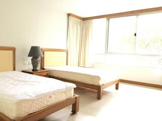 2 Bedrooms 2 Bathrooms Size 120sqm. Baan Thirapa for Rent 45,000 THB