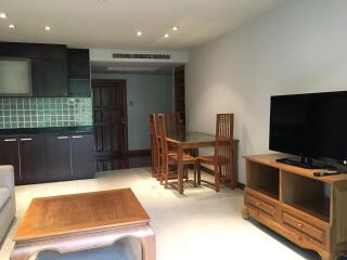 2 Bedrooms 2 Bathrooms Size 120sqm. Baan Thirapa for Rent 45,000 THB