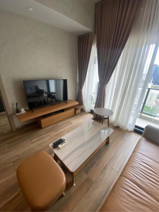 2 Bedrooms 2 Bathrooms Size 48sqm. The Lofts Asoke for Rent 36,000 THB