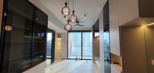 2 Bedrooms 2 Bathrooms Size 66sqm. Lofts Silom for Rent 55,000 THB