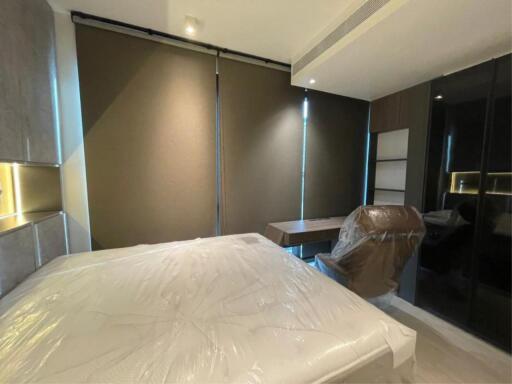 2 Bedrooms 2 Bathrooms Size 66sqm. Lofts Silom for Rent 55,000 THB