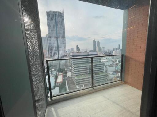 2 Bedrooms 2 Bathrooms Size 66sqm. Lofts Silom for Rent 55,000 THB