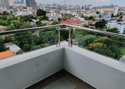 2 Bedrooms 2 Bathrooms Size 150sqm. Suan Phinit for Rent 63,000 THB