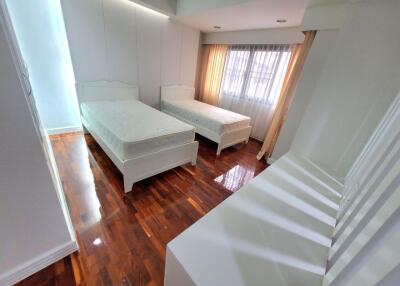 3 Bedrooms 3 Bathrooms Size 250sqm. Cosmo Villa for Rent 65,000 THB