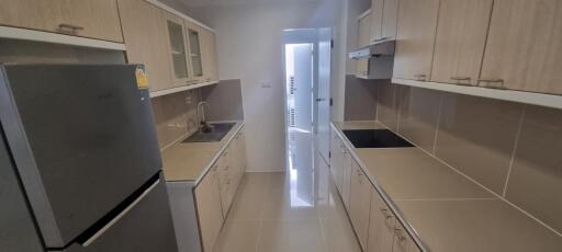 3 Bedrooms 3 Bathrooms Size 146sqm. Waterford Diamond Tower for Rent 60,000 THB