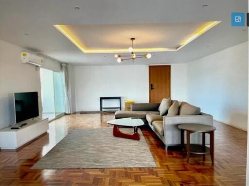 3 Bedrooms 3 Bathrooms Size 250sqm. Regent on the Park 3 for Rent 73,000 THB