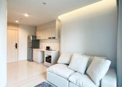 2 Bedrooms 1 Bathroom Size 45sqm. Life one Wireless for Rent 36,000 THB