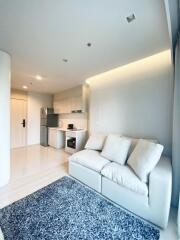 2 Bedrooms 1 Bathroom Size 45sqm. Life one Wireless for Rent 36,000 THB