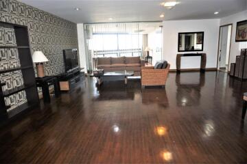 3 bedrooms 4 bathrooms size 260sqm. President Park for Rent 55,000 THB