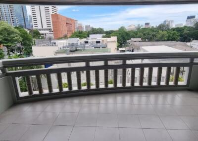 2 Bedrooms 2 Bathrooms Size 220sqm. Peng Seng Mansion for Rent 90,000 THB