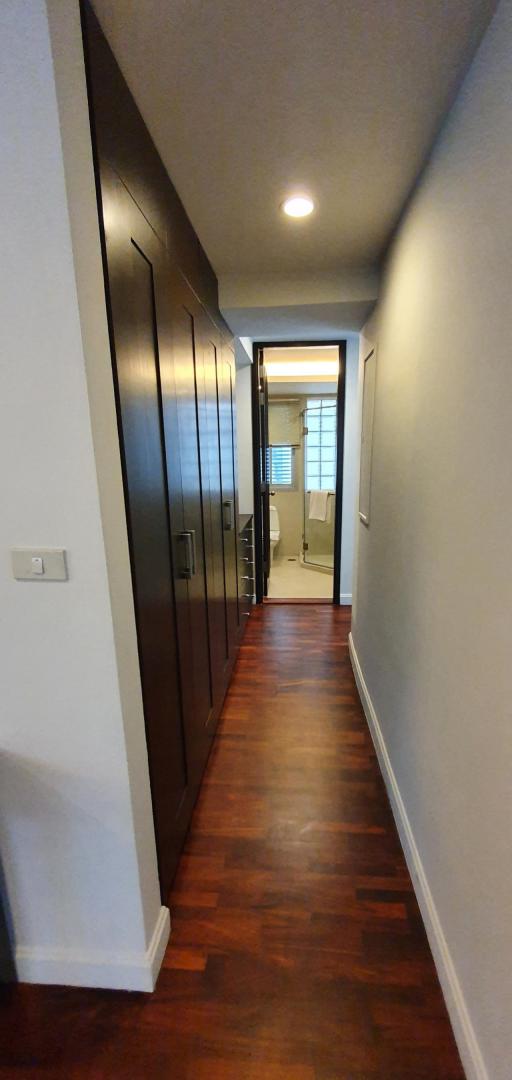 3 Bedrooms 3 Bathrooms 200sqm Sathorn Gallery Residences for rent 85000Thb (negotiable)