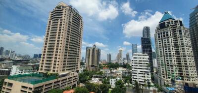 2 Bedrooms 2 Bathrooms 94sqm Sathorn Gardens for rent 35000Thb