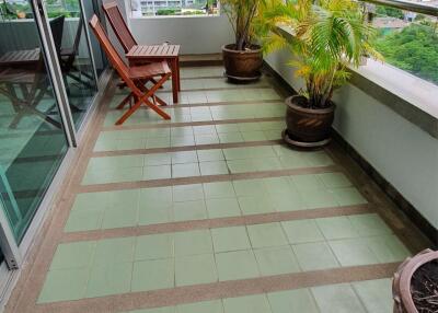 2 Bedrooms 2 Bathrooms Maidroom 150sqm Suan Phinit for rent 63000 Thb