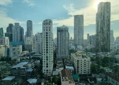 1 Bedroom 1 Bathroom Size 57Sqm Address Sathorn for Rent 28,000THB