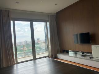 2 Bedrooms 2 Bathrooms Size 132sqm. 185 Ratchadamri for Rent 140,000 THB