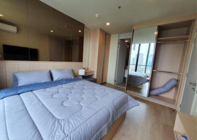 2 Bedrooms 2 Bathrooms Size 68sqm. Noble Recole Sukhumvit 19 for Rent 50,000 THB for Sale 17mTHB