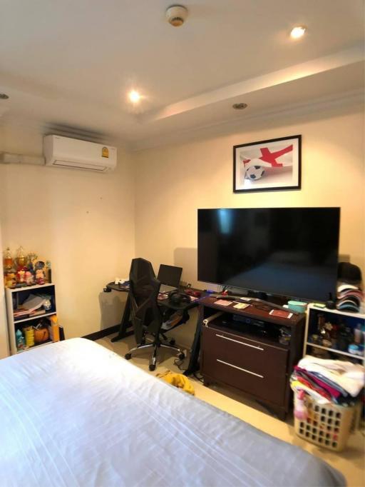 3 Bedrooms 3 Bathrooms Size 122sqm. The Line Sukhumvit 71 for Sale 8.3mTHB