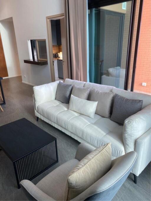 3 bedrooms 2 bathrooms size 117.6sqm. The Lofts Silom for Rent 90,000 THB