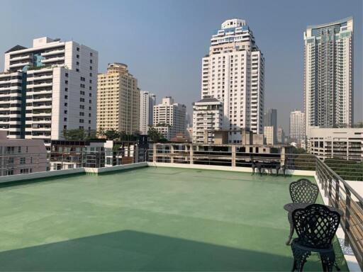 2 Bedrooms 2 Bathrooms Size 122sqm. The Peak Sukhumvit 15 for Rent 35,000 THB