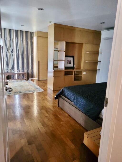 2 Bedrooms 2 Bathrooms Size 122sqm. The Peak Sukhumvit 15 for Rent 35,000 THB