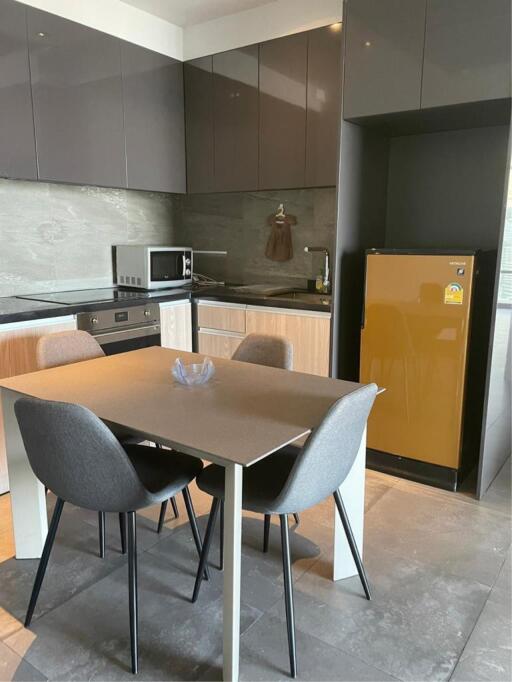 2 Bedrooms 2 Bathrooms Size 87sqm. The Lofts Asoke for Rent 54,000 THB