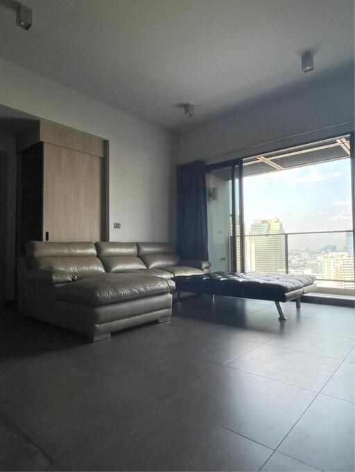 2 Bedrooms 2 Bathrooms Size 87sqm. The Lofts Asoke for Rent 54,000 THB