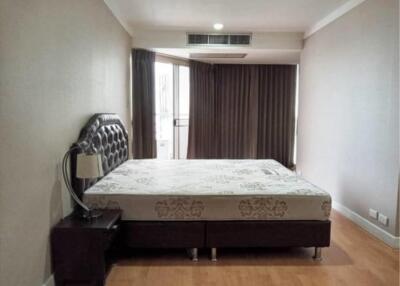 3 bedrooms 2 bathrooms size 120sqm. Waterford Diamond for Rent 47,000 THB