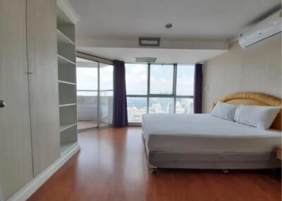 2 Bedrooms 1 Bathroom Size 64sqm. Waterford Diamond for Rent 27,000 THB