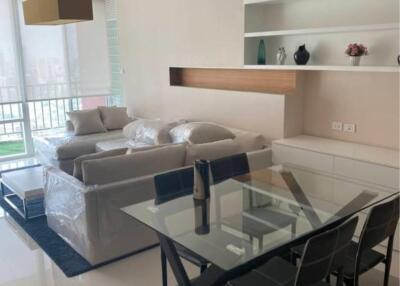 2 Bedrooms 2 Bathrooms Size 96sqm. Fullerton for Rent 70,000 THB