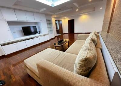 3 Bedrooms 3 Bathrooms Size 223sqm. President Park View Towers for Rent 60,000 THB