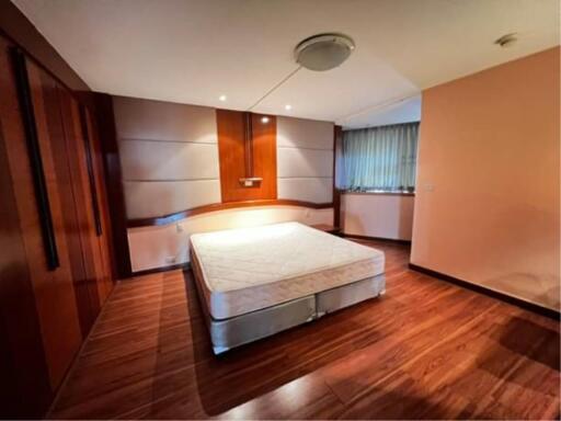 3 Bedrooms 3 Bathrooms Size 223sqm. President Park View Towers for Rent 60,000 THB