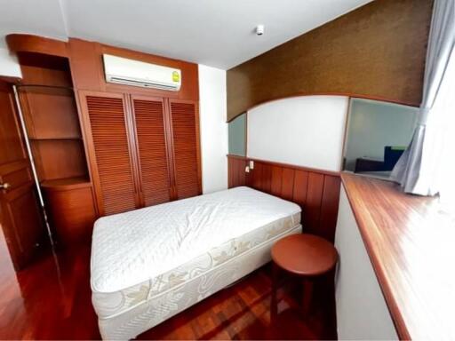 3 Bedrooms 3 Bathrooms Size 223sqm. President Park View Towers for Rent 62,000 THB