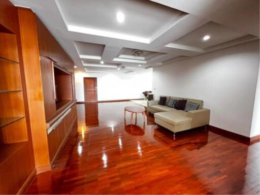 3 Bedrooms 3 Bathrooms Size 223sqm. President Park View Towers for Rent 62,000 THB