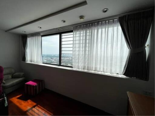 3 Bedrooms 3 Bathrooms Size 223sqm. President Park View Towers for Rent 62,000 THB