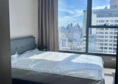 2 Bedrooms 2 Bathrooms Size 73sqm. The Esse Asoke for Rent 75,000 THB