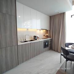 2 Bedrooms 2 Bathrooms Size 70sqm. Celes Asoke for Rent 70,000 THB