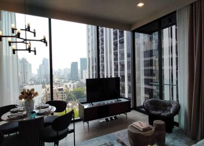 2 Bedrooms 2 Bathrooms Size 70sqm. Celes Asoke for Rent 70,000 THB