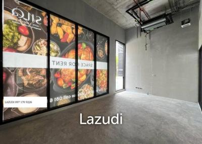 Exclusive Boutique Retail Space in High-End Hotel Drop-Off Zone, Sukhumvit Soi 24, Bangkok: Ideal for Upscale Coffee Shop, Flower Shop or Dispensary