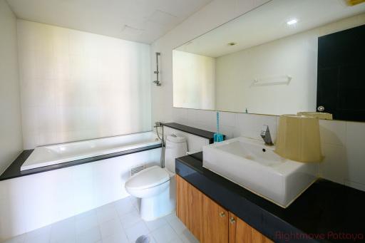 2 Bed Condo For Sale In Central Pattaya - The Urban Pattaya