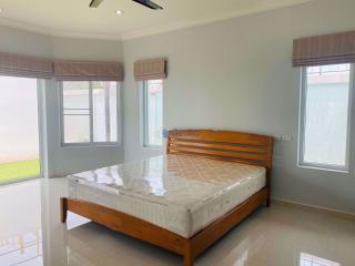 5 Bedrooms House Bang Lamung H008610