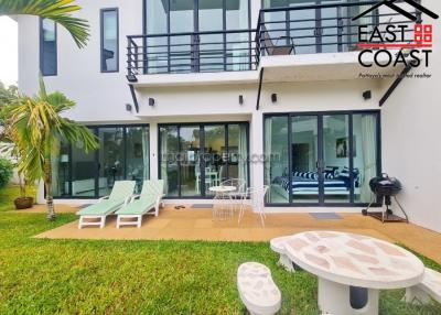 Sunrise Villa Resort  House for sale in South Jomtien, Pattaya. SH14401