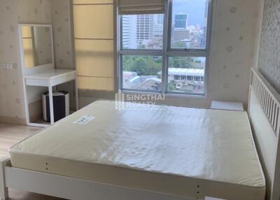 For RENT : Life @ Sathorn 10 / 2 Bedroom / 2 Bathrooms / 65 sqm / 35000 THB [10024893]