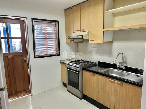 For RENT : Le Premier 2 / 2 Bedroom / 3 Bathrooms / 128 sqm / 35000 THB [10054322]